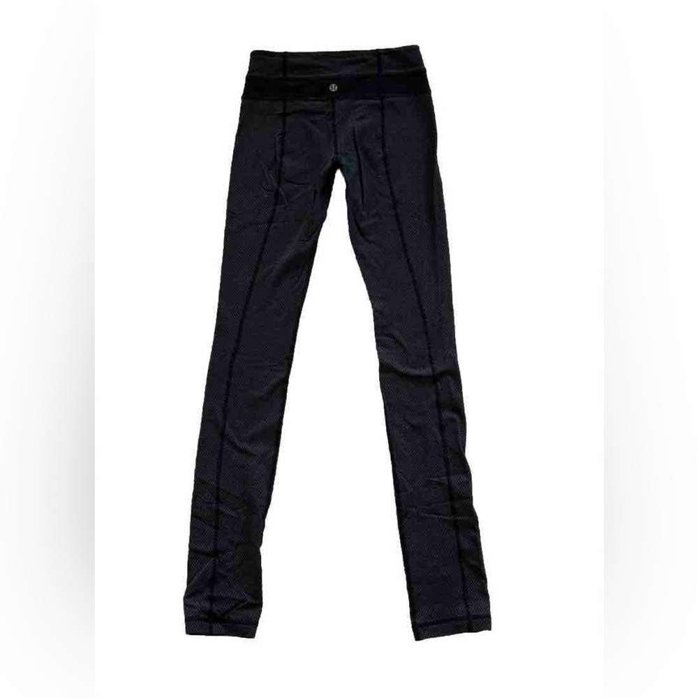 Lululemon Size 2 Women's Leggings - Black Patterned